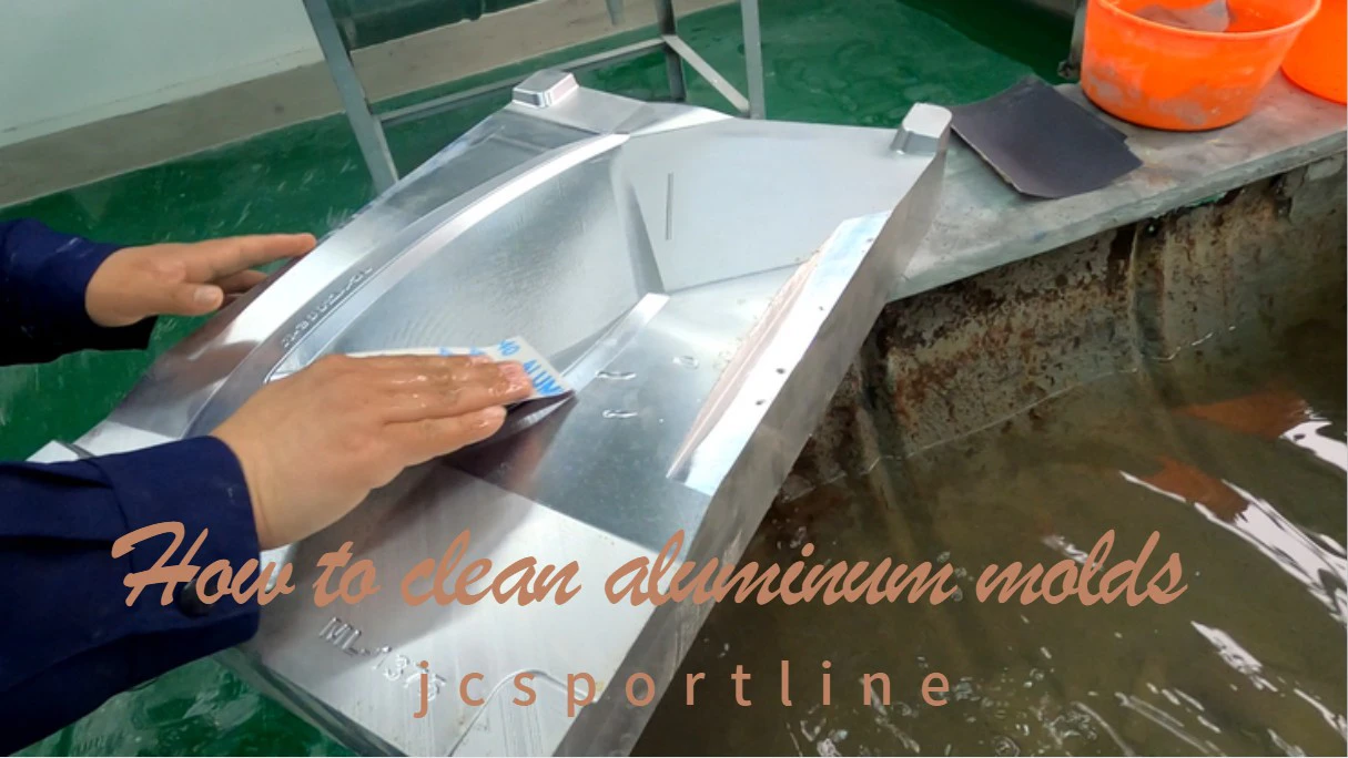 How to clean aluminum molds